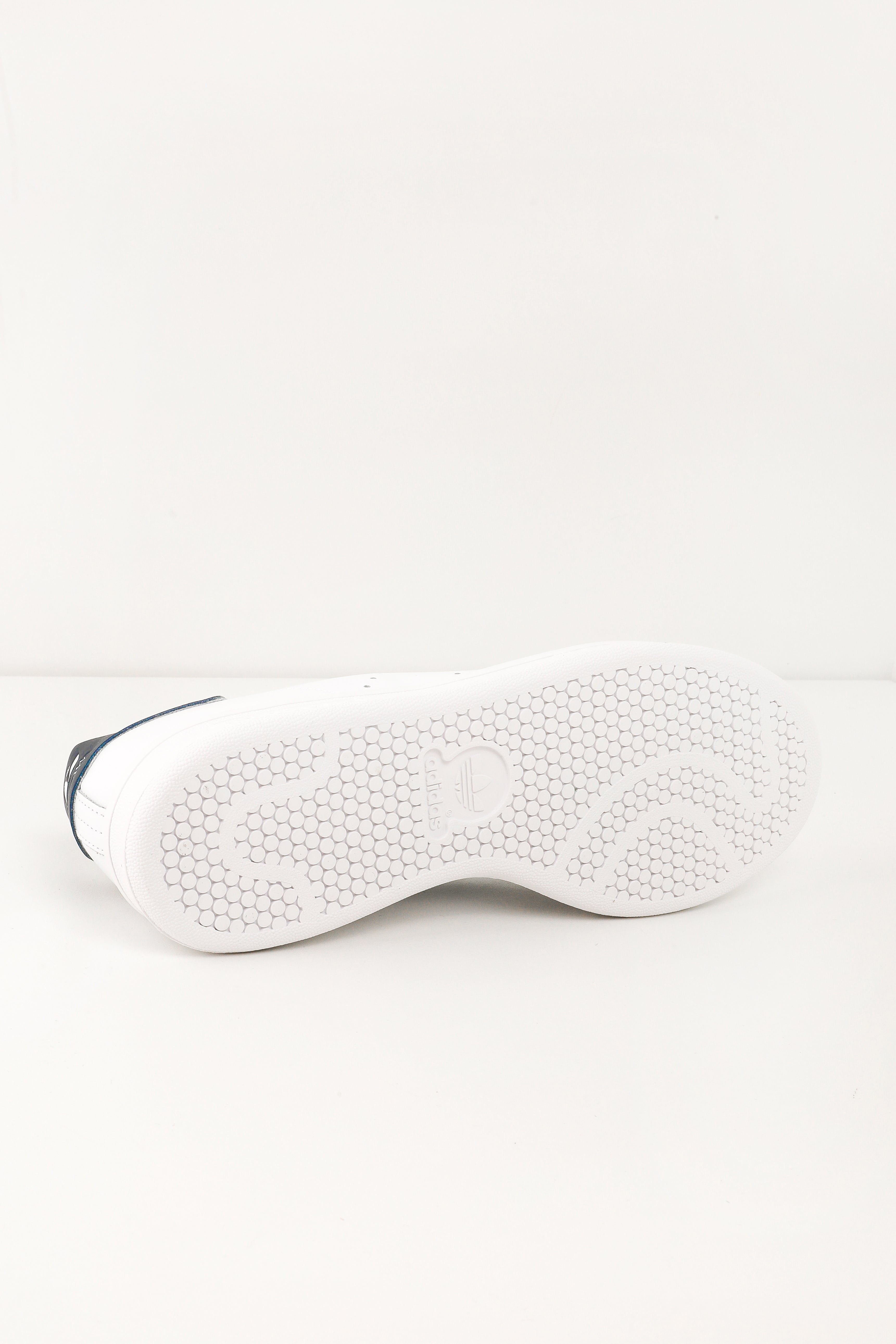 Stan Smith Sneaker - Weiss + Navy