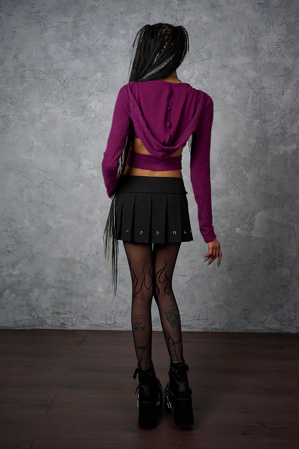 Minigonna plissettata in tartan con borchie - Black