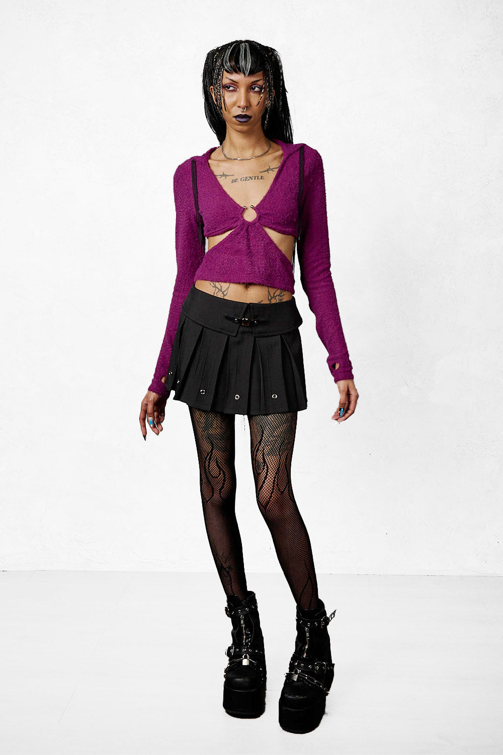 Minigonna plissettata in tartan con borchie - Black