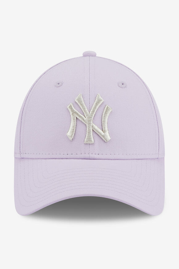 9Forty Cap / Strapback - Lilac + Light Beige