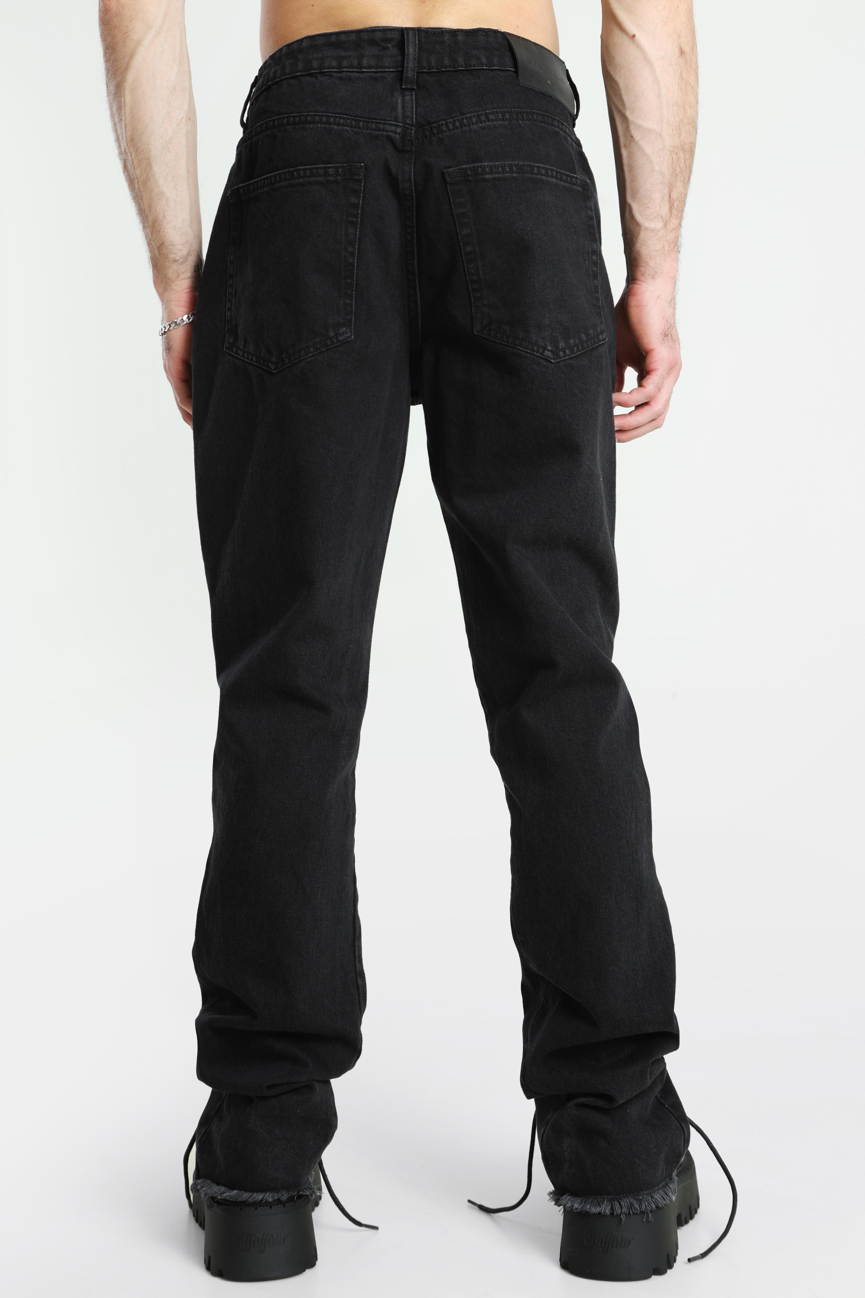 Flared Fit Jeans - Washed Black