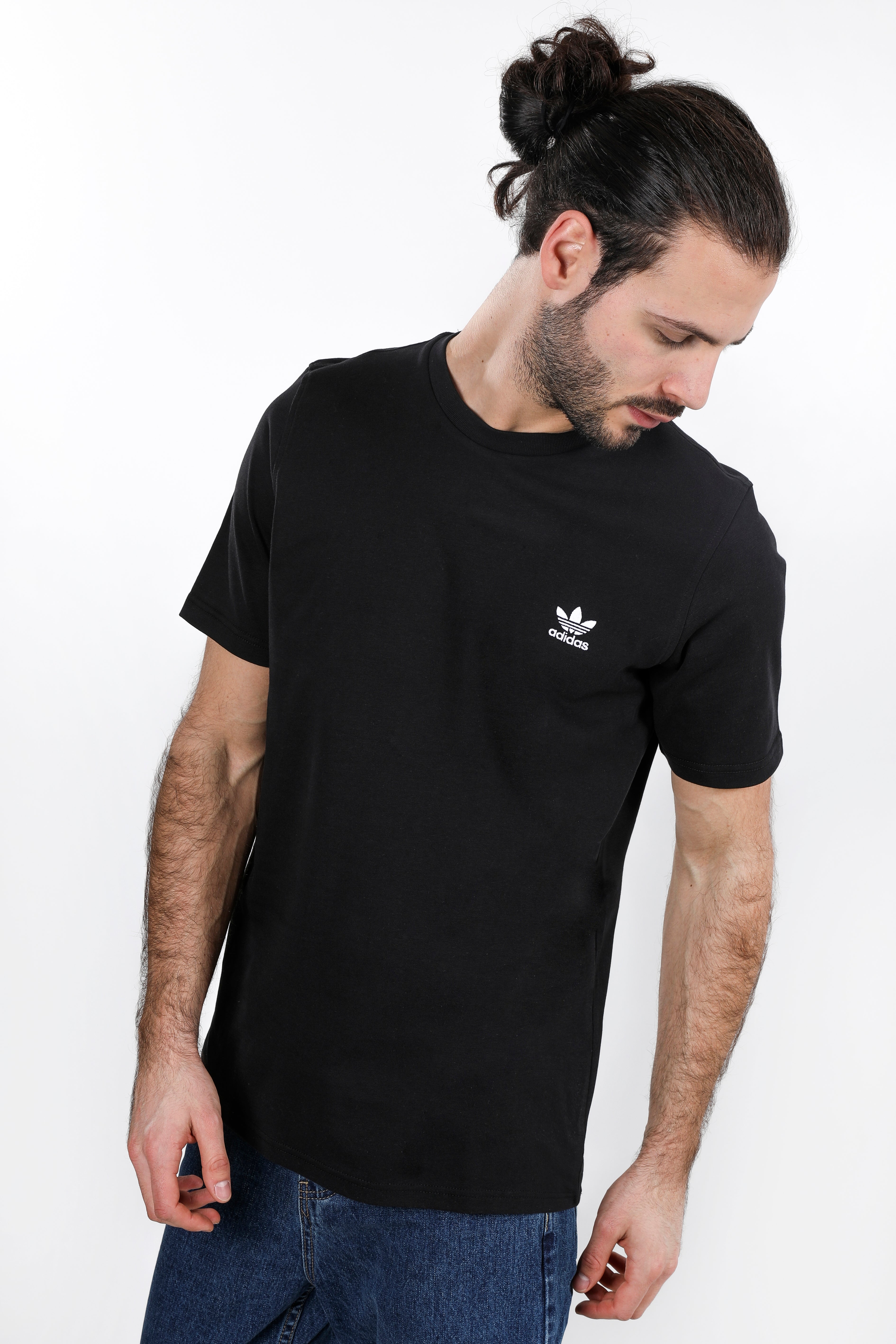 Trefoil Essentials T-Shirt - Black