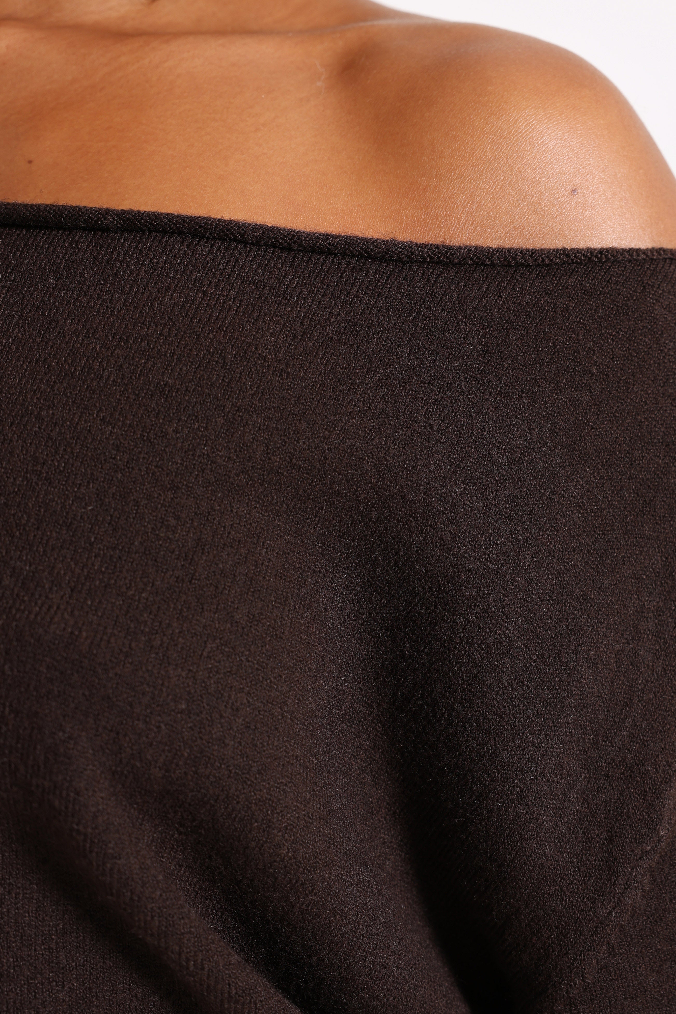 Maglione con scollo a barca in maglia - Brun foncé