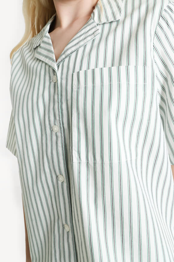 PCTAELYN Shirt - Cloud Dancer + Green