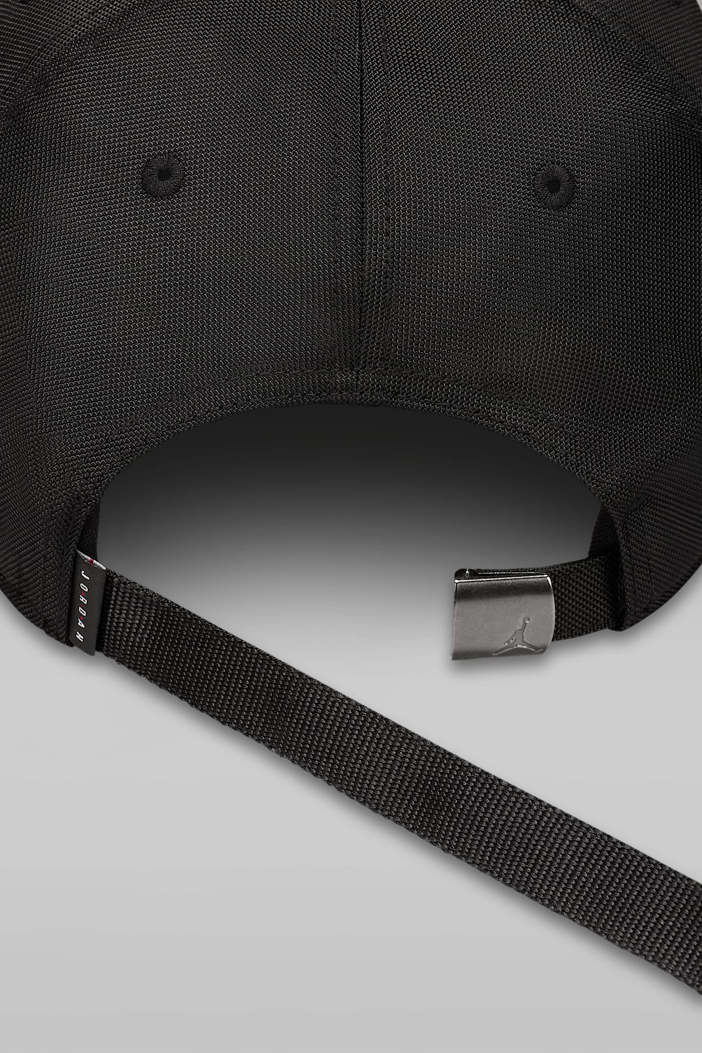 Strapback cap - Black