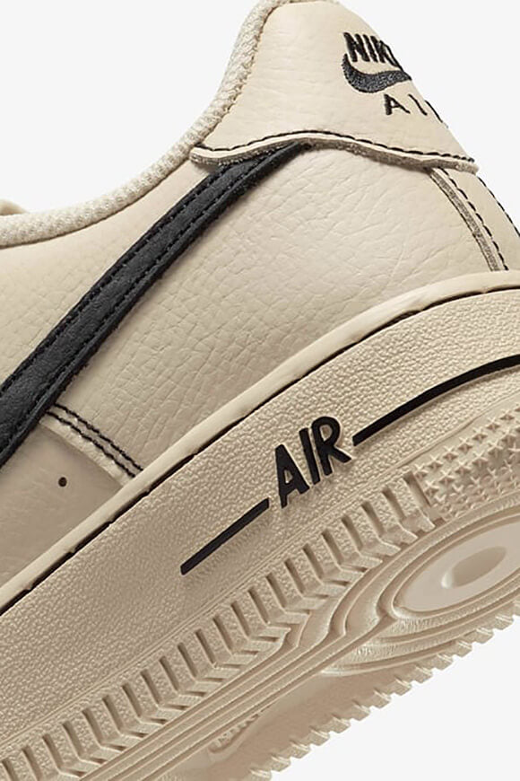 Air Force 1 LV8 sneakers - Light Khaki + Black
