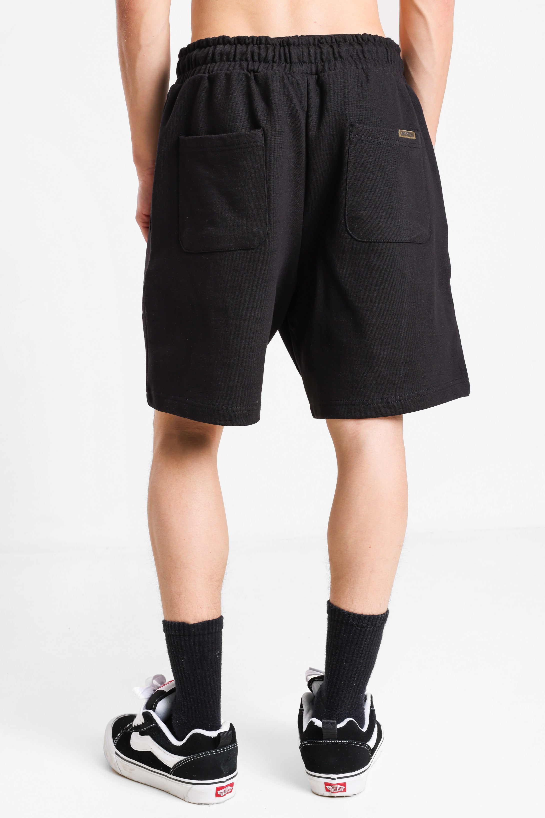 Cascade Sweatshorts - Black