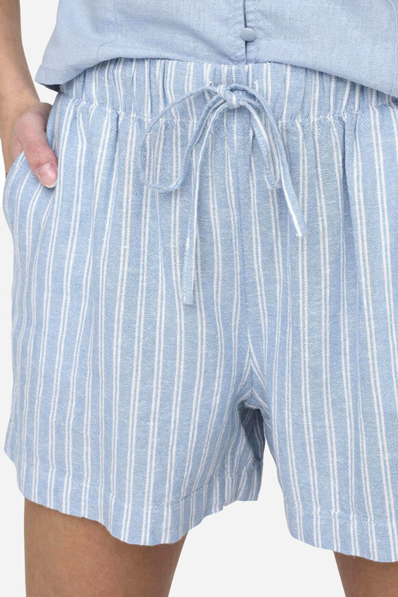 Caro linen shorts - Blissful Blue