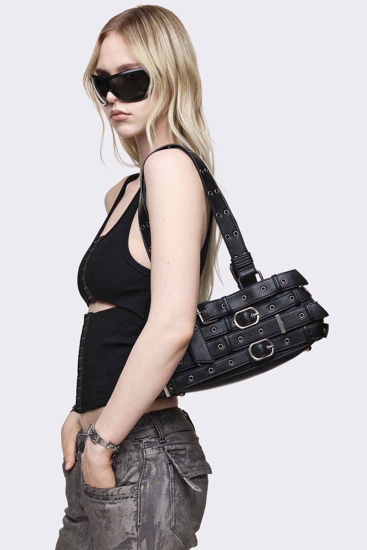 Kate Belted sac à main avec rivets - Black
