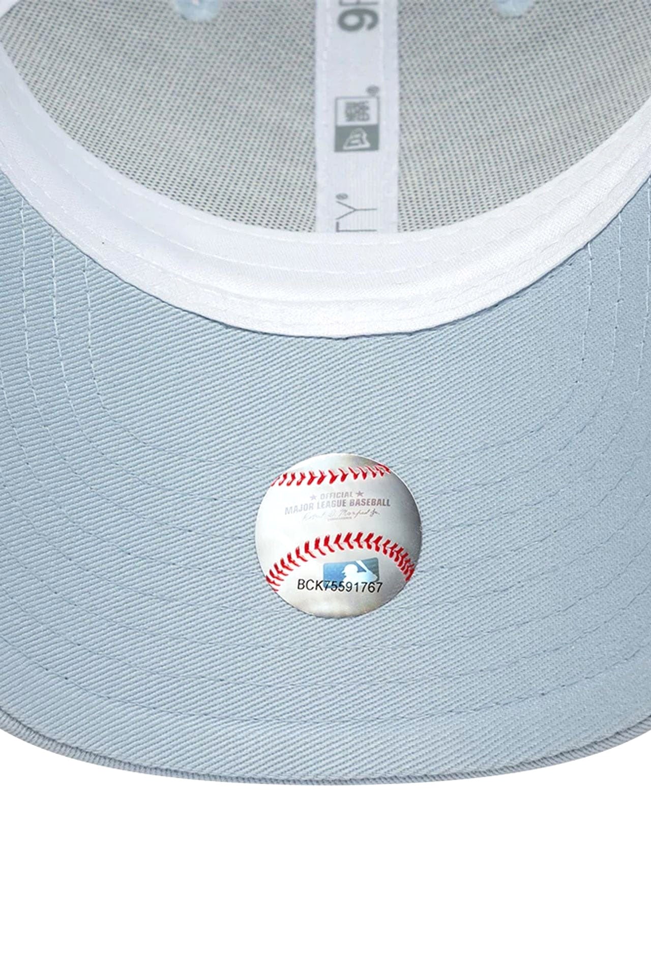 Trucker Cap / Scratchback - Light Blue