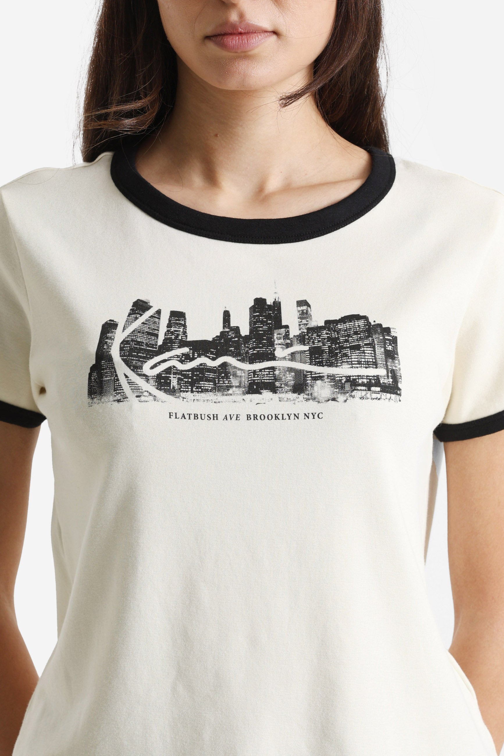 Signature Skyline T-Shirt - Cream
