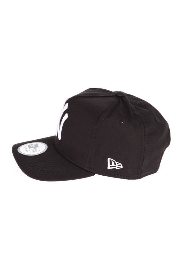 Adjustable Cap / Snapback - Black + White