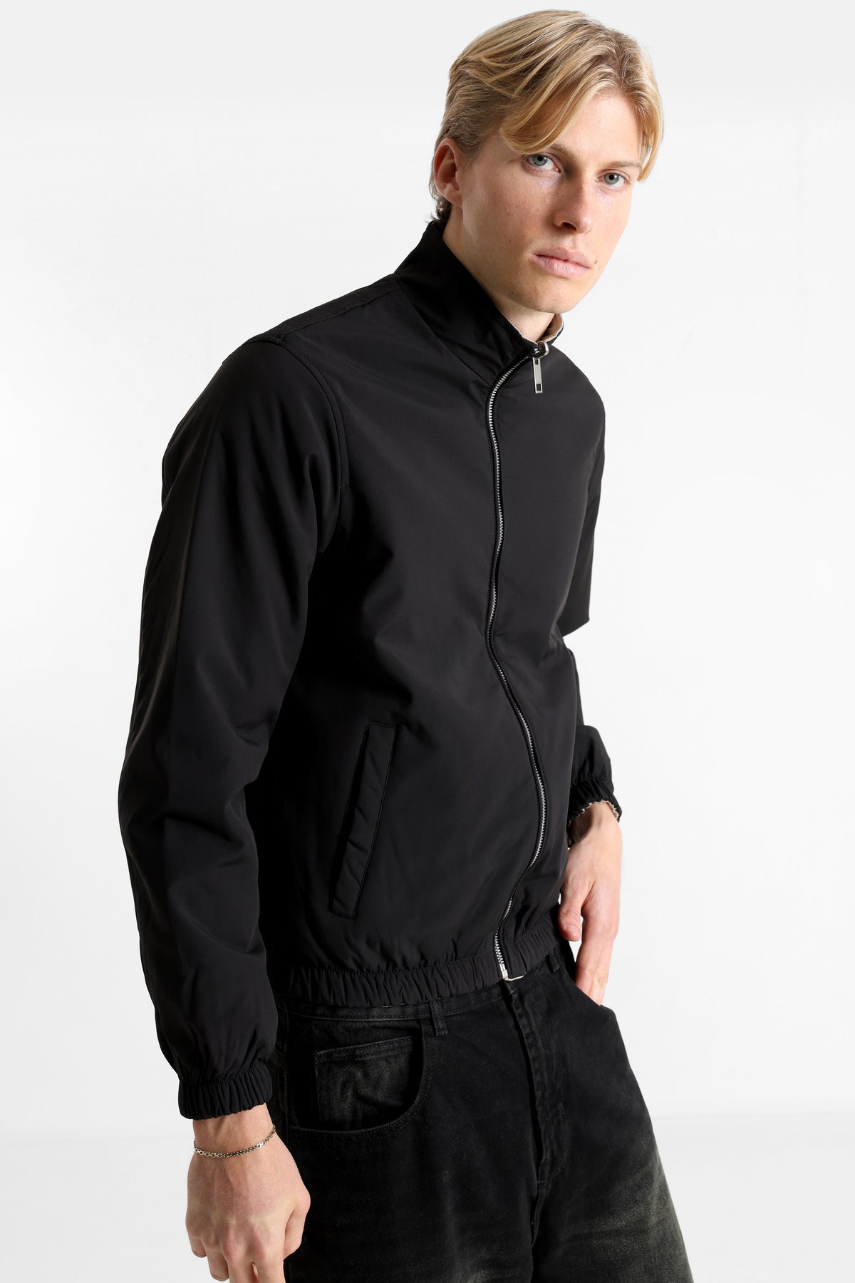 Lightweight reversible jacket - Black + Beige