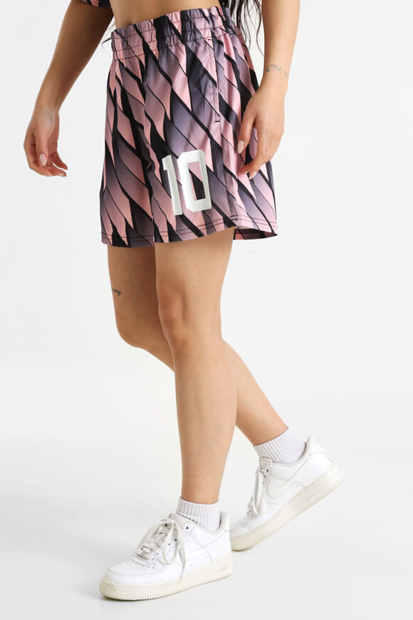 Training shorts - black + pink