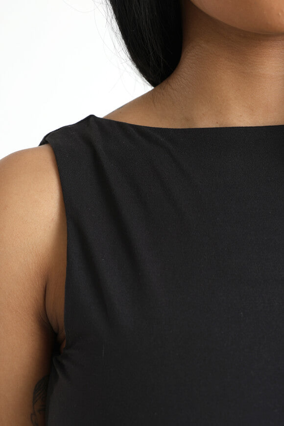 Halter neck crop top - black