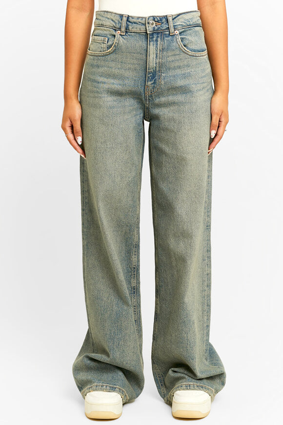 High Waist Wide Leg Jeans - Blue Washed