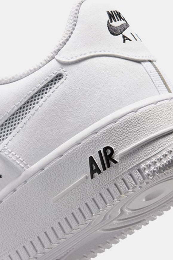 Air Force 1 LV8 Sneaker