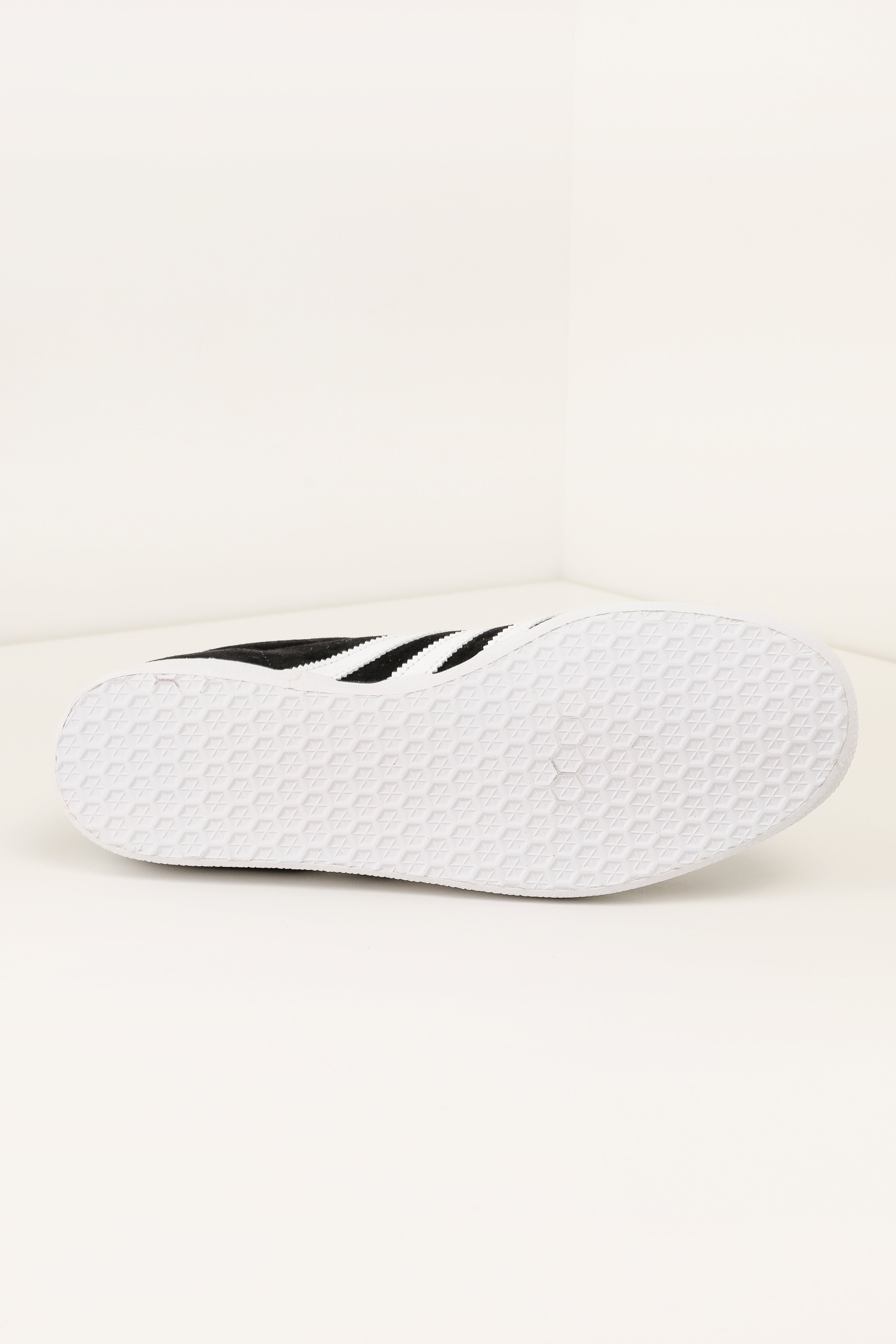 Sneaker Gazelle - Nero + Bianco