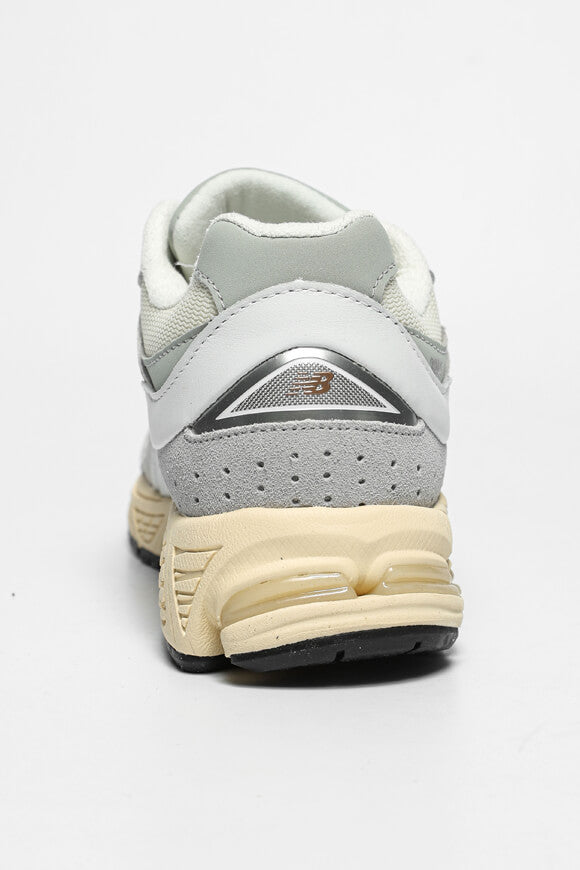 2002R Clean Vintag Sneaker - White