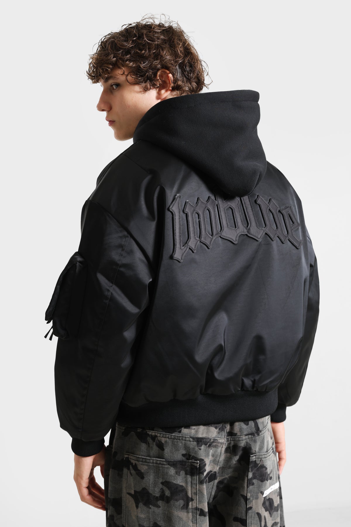 Wattierte Bomberjacke - Black