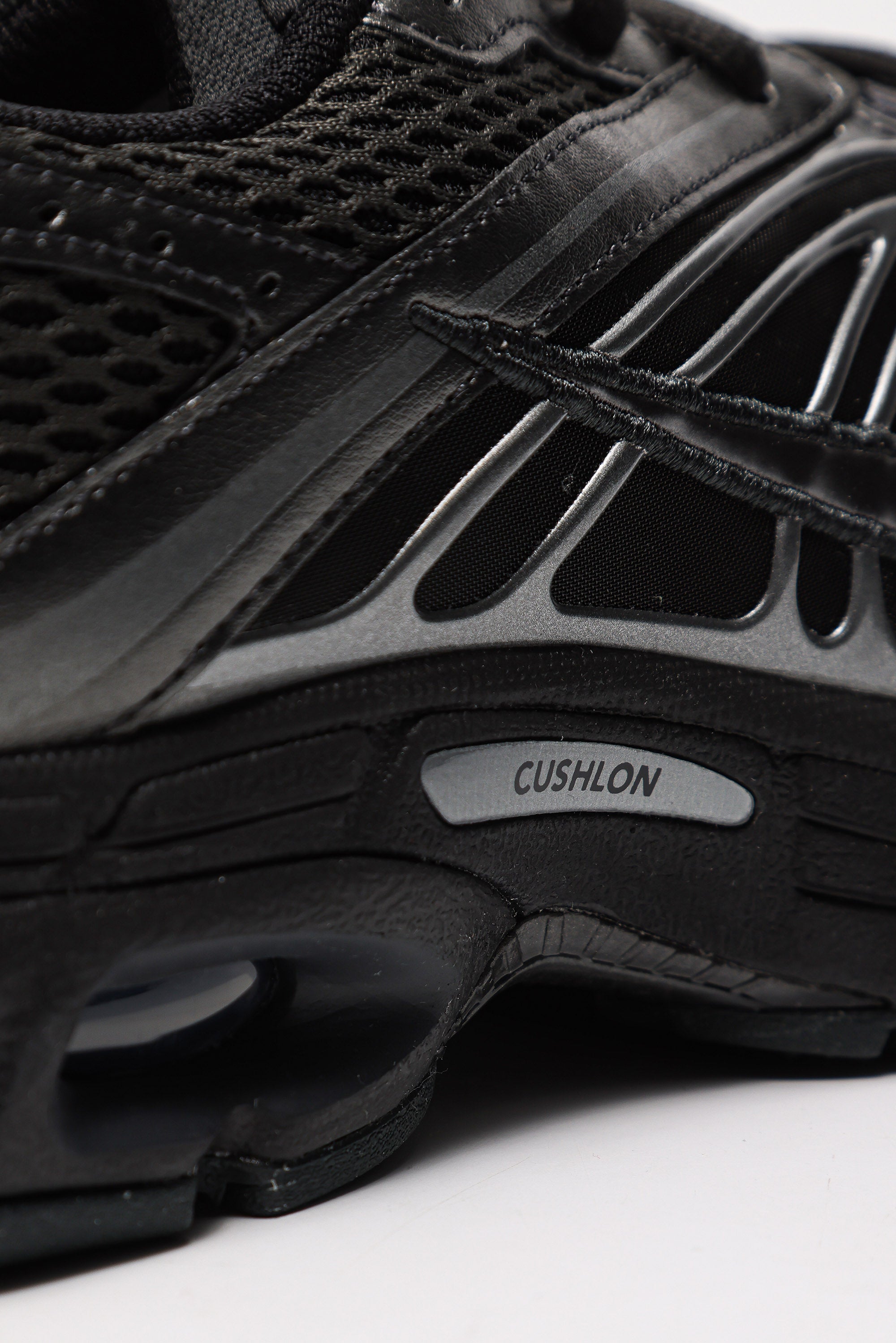 Air Max Moto 2k sneakers - Black + Dark Smoke Grey