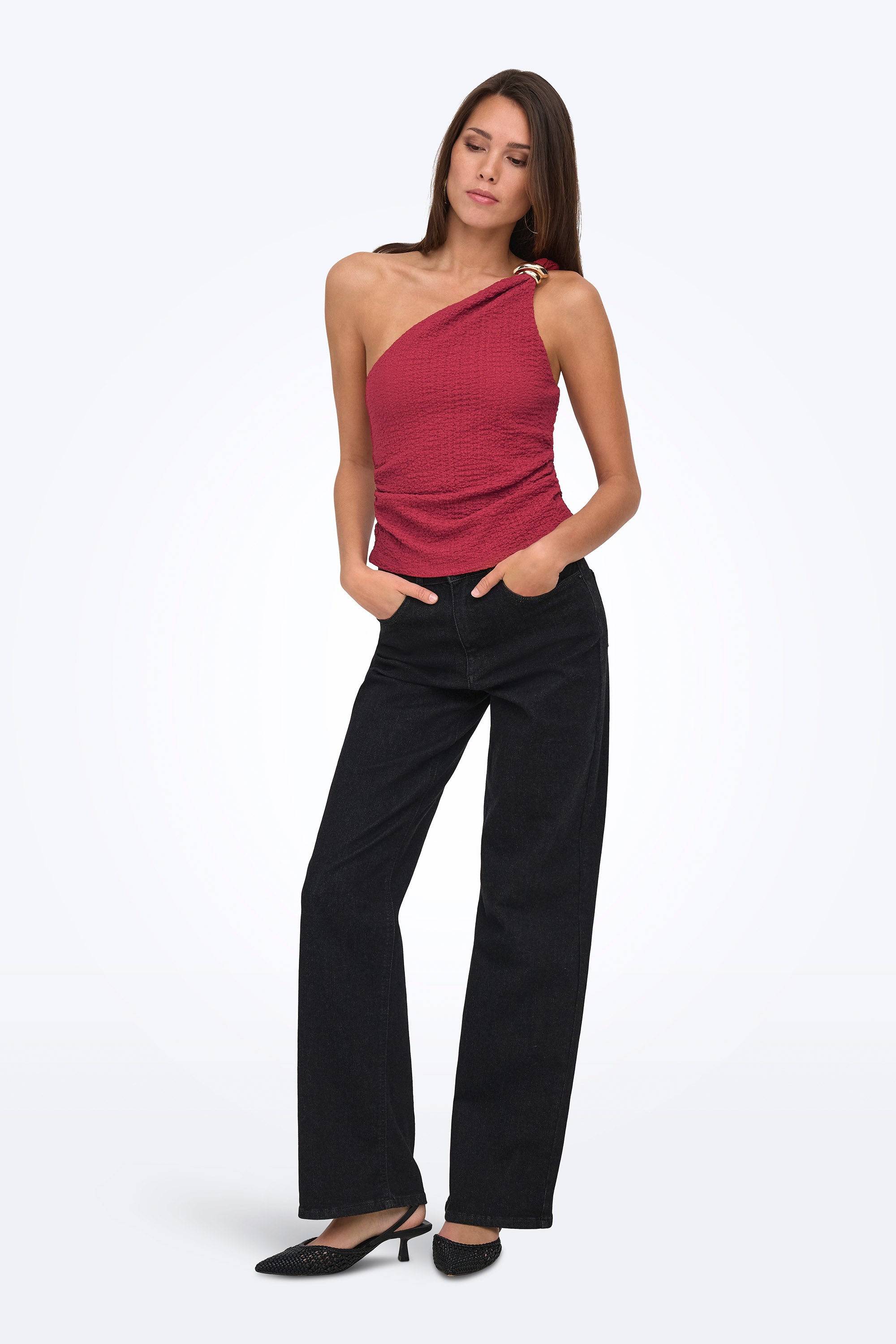 ONLERIKKA One Shoulder Top in Crinkle-Optik - Brick Red