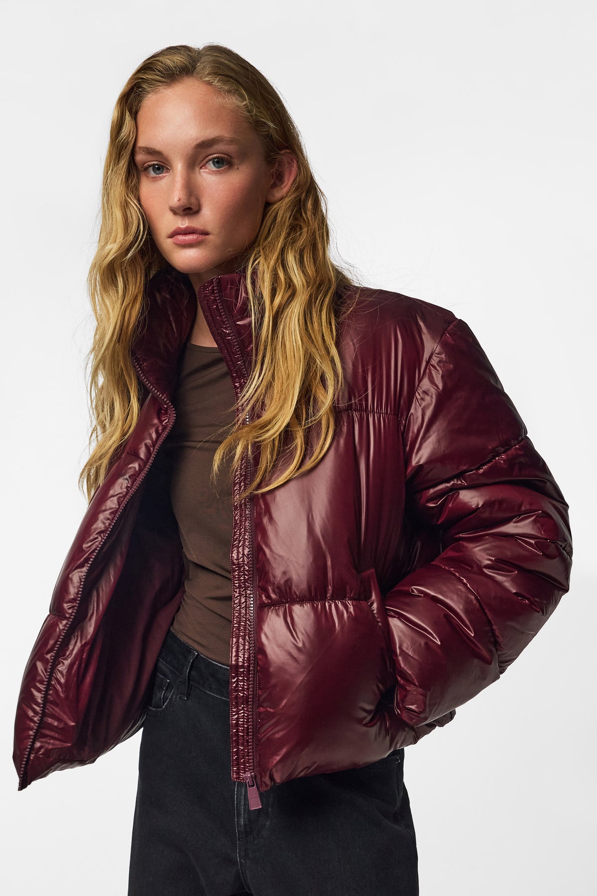 PCAMILIA Crop Pufferjacke - Winetasting