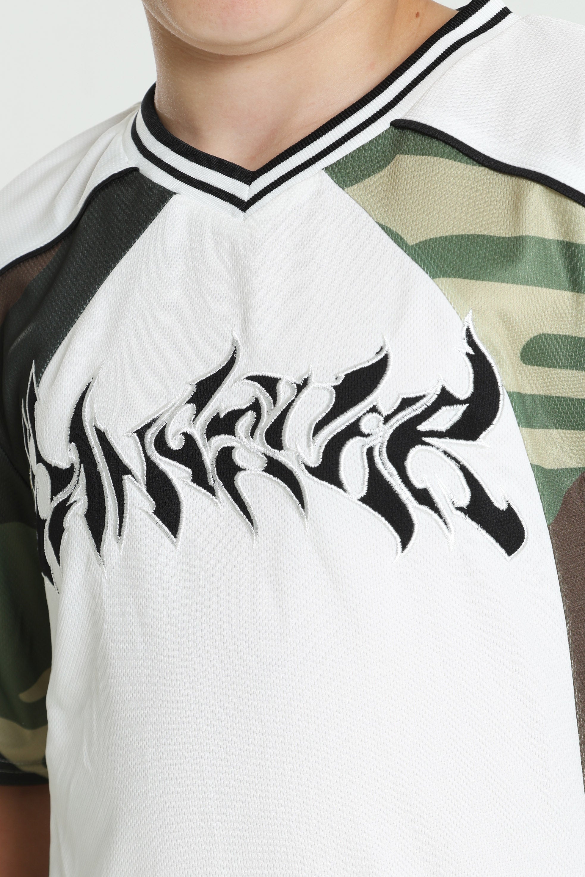 Mesh T-Shirt - Weiss + Grün Camouflage