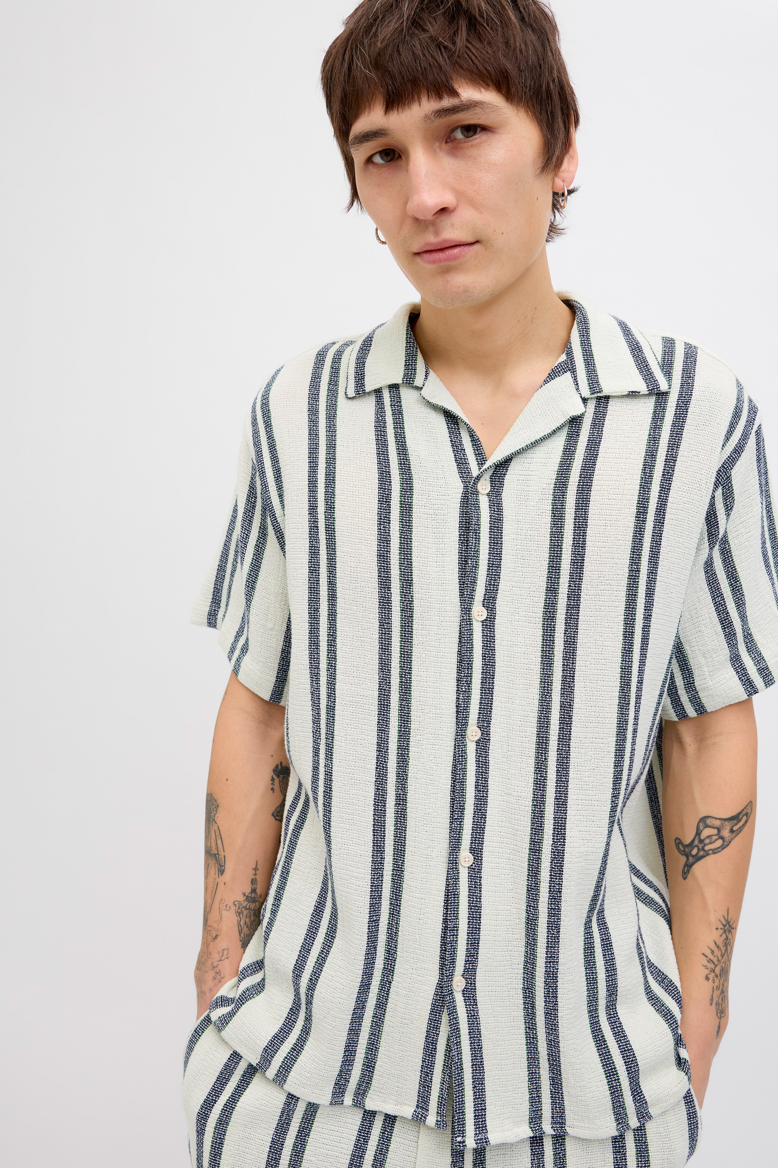 JORCOBA Strukturiertes Oversize Hemd - Cloud Dancer