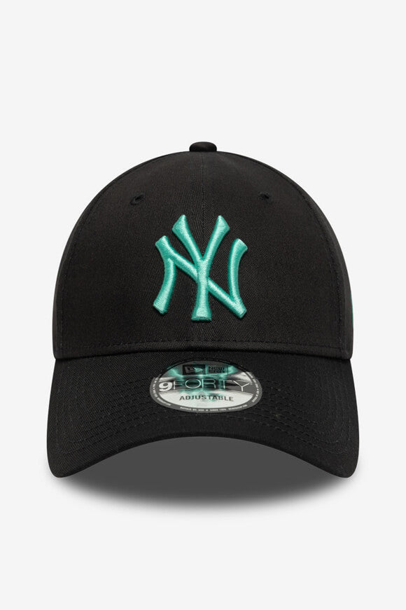 9Forty Cap / Strapback - Black