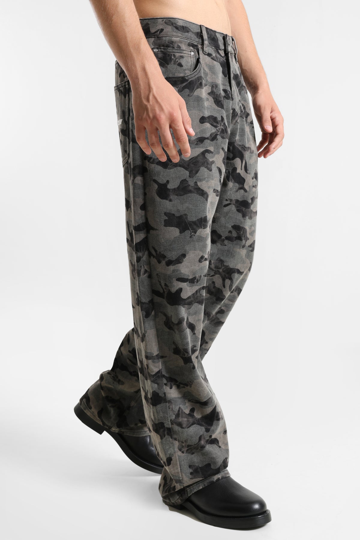 Baggy Fit Jeans - Camouflage
