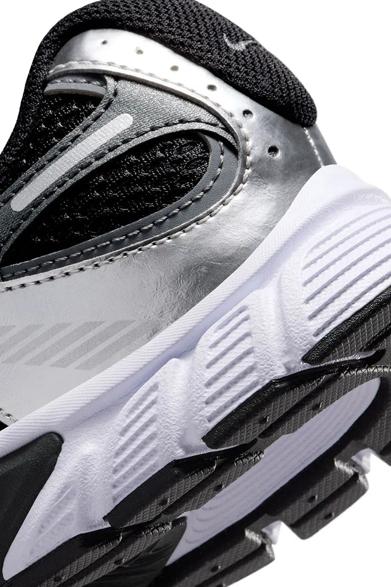 V5 RNR Sneaker - Black + Anthracite