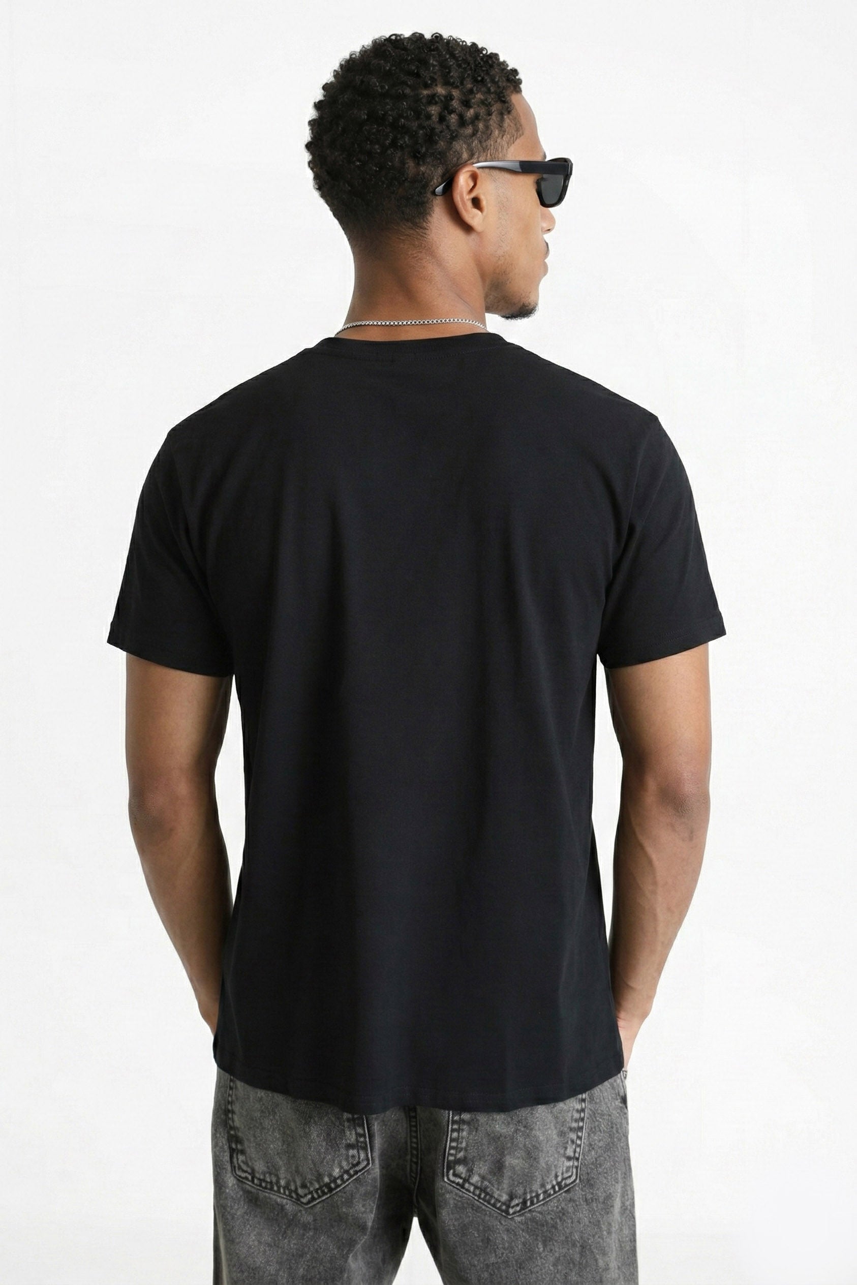 T-Shirt - Black