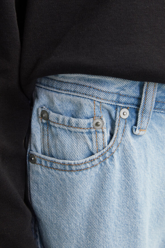 Chris Relaxed Fit Jeans - Light Blue Denim