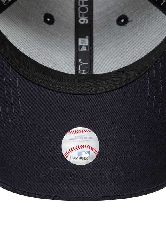 9Forty Cap / Strapback - Navy + Light Blue