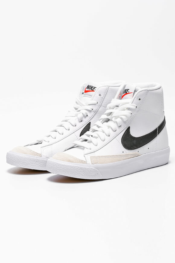 Blazer 77 Sneaker - Weiss + Schwarz
