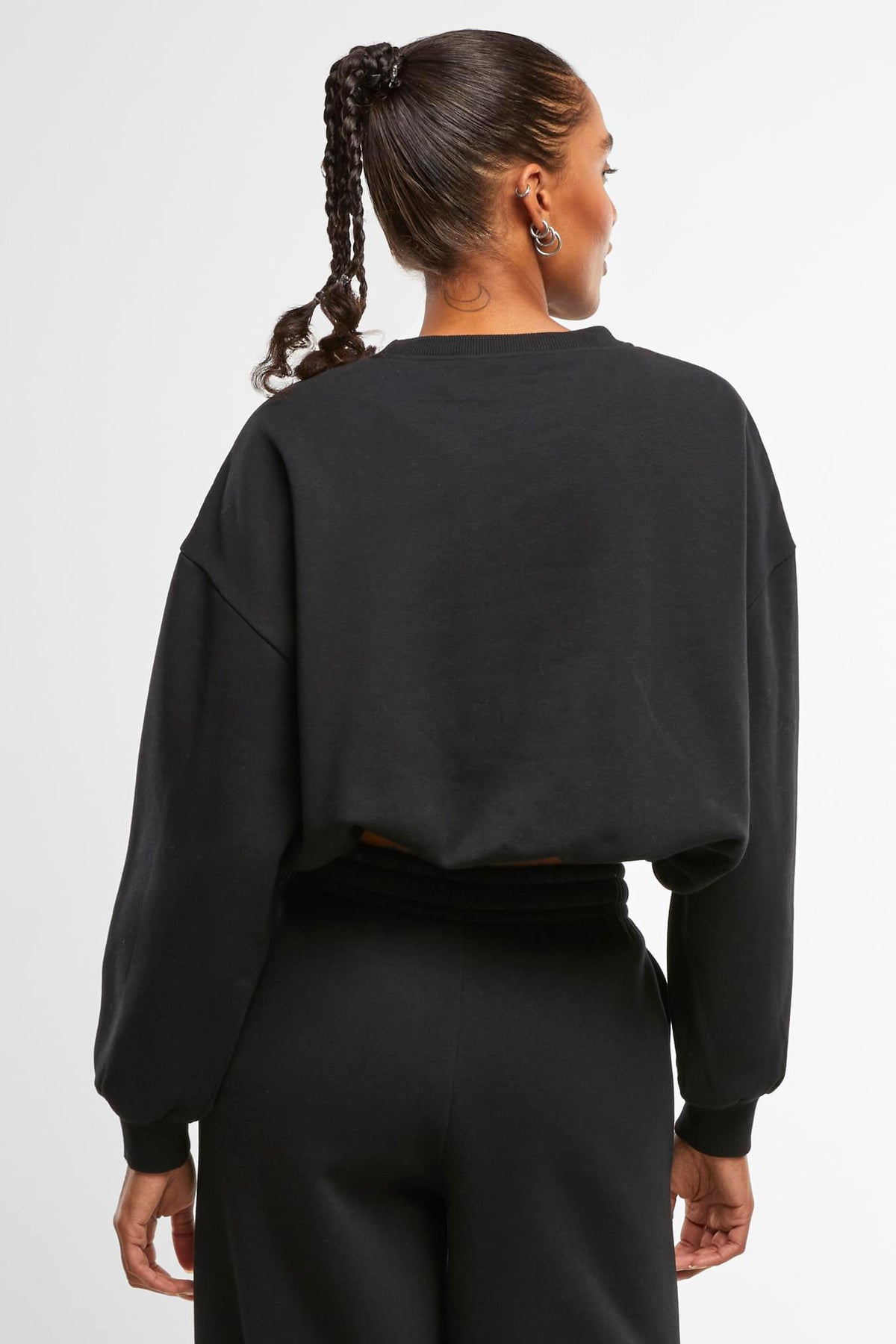 Crop Sweatshirt - Black