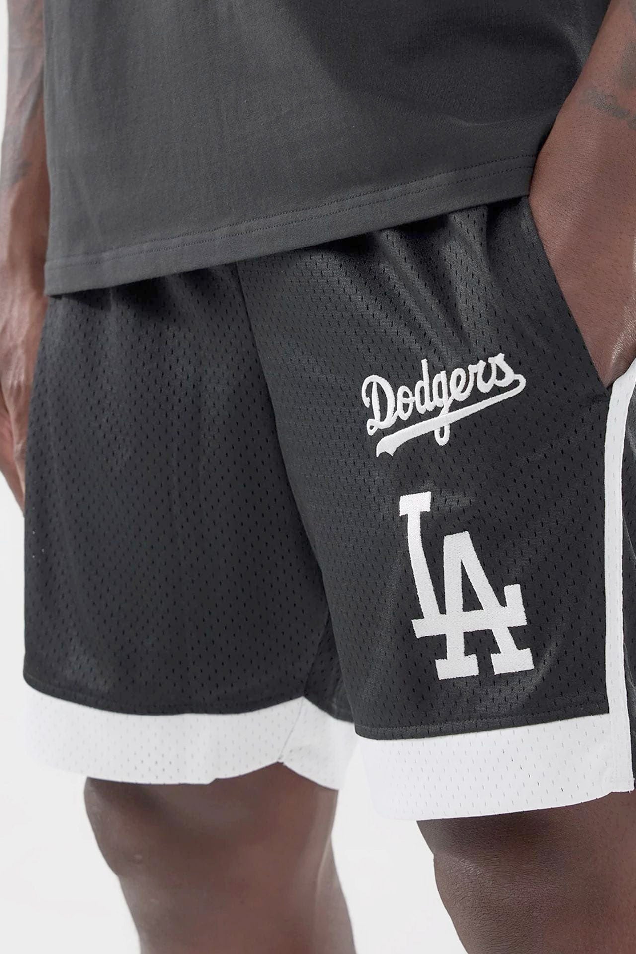 Short in rete mesh - Black + White