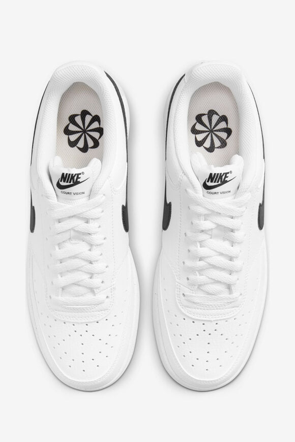 Court Vision Next Nature Sneaker - Weiss + Schwarz