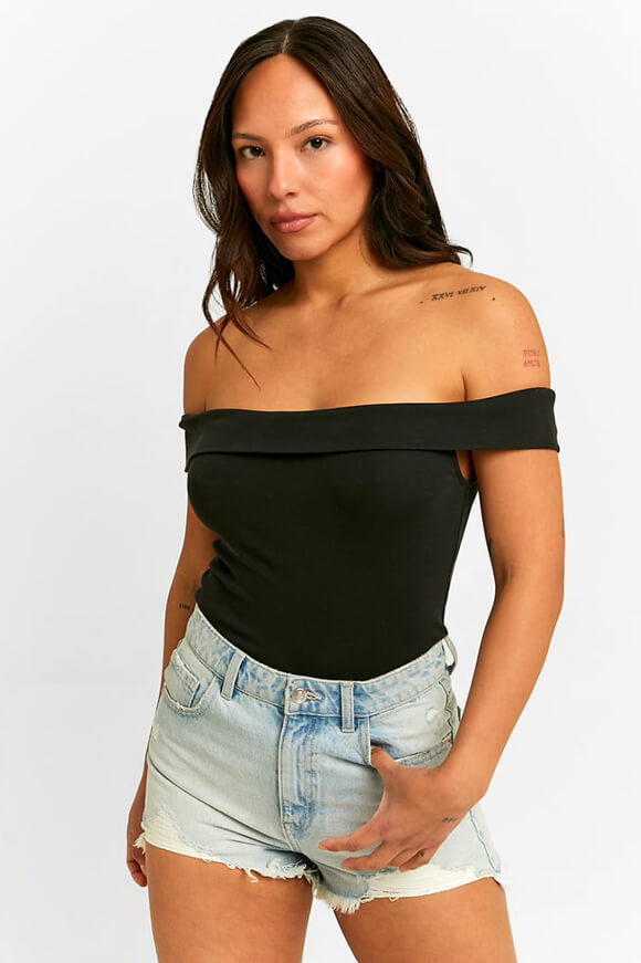 Off Shoulder Crop Top - Black