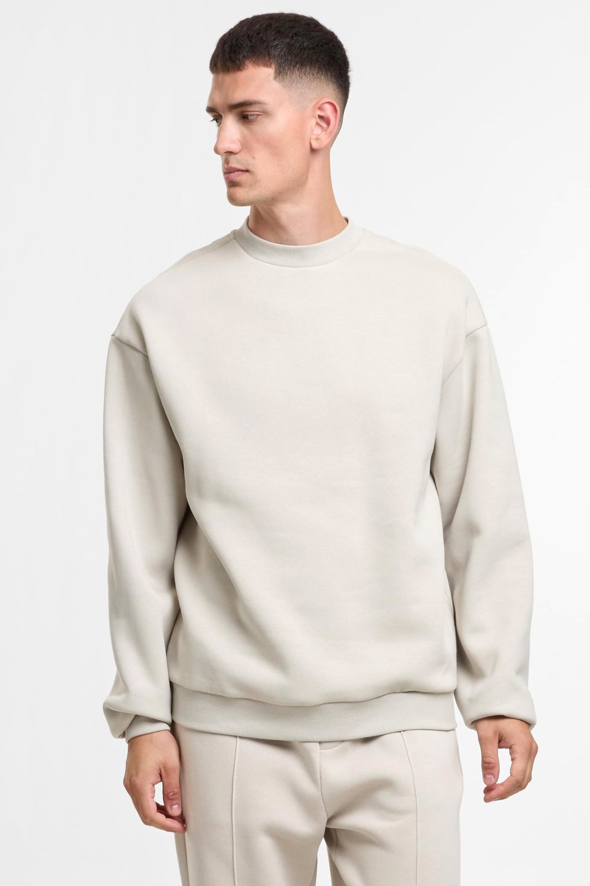 Fluffy Sweatshirt - Cloud