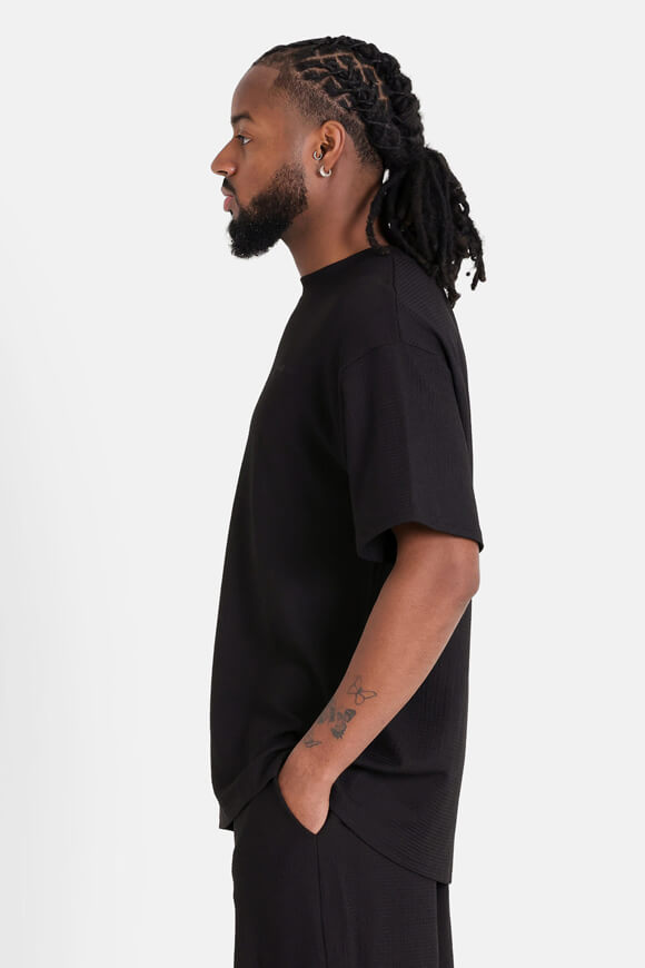 Structured T-shirt - Black