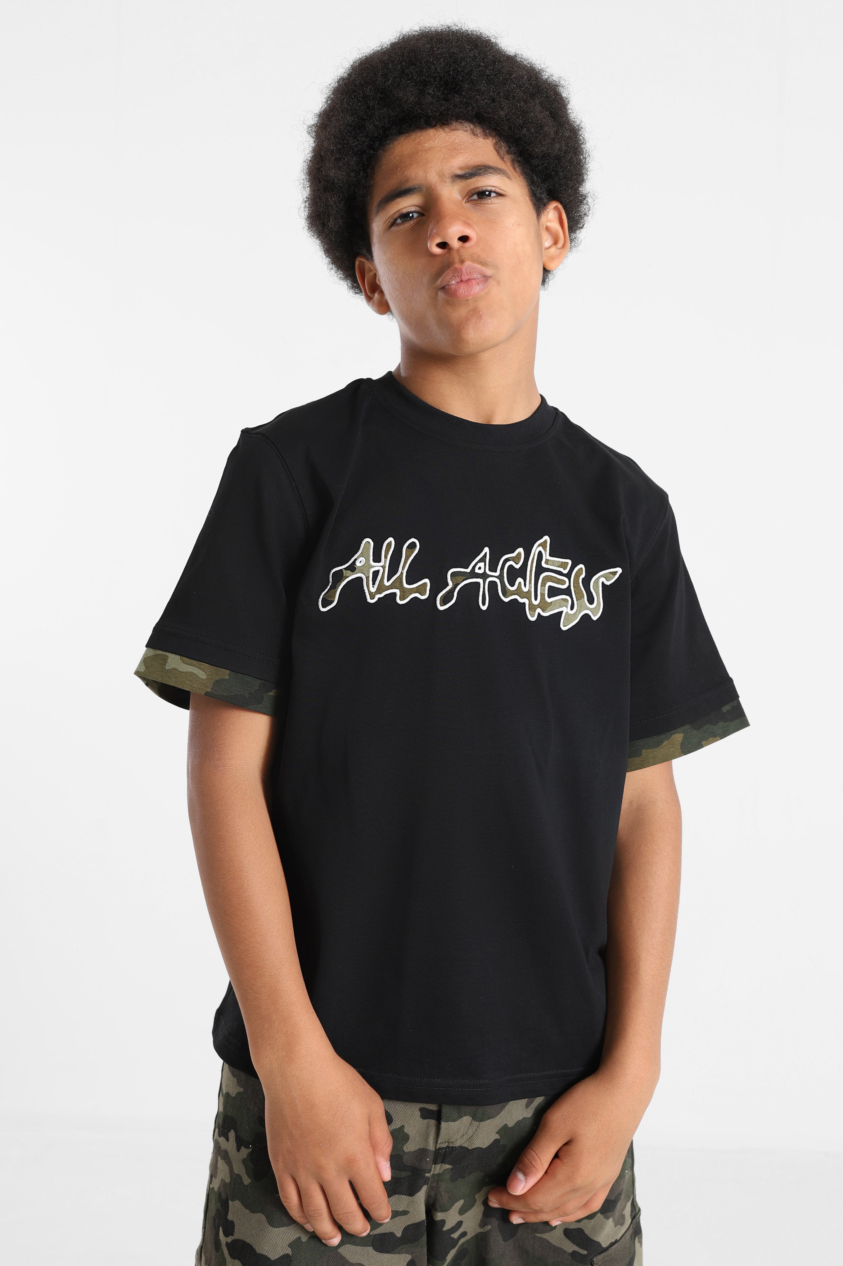 T-Shirt - Schwarz + Grün Camouflage