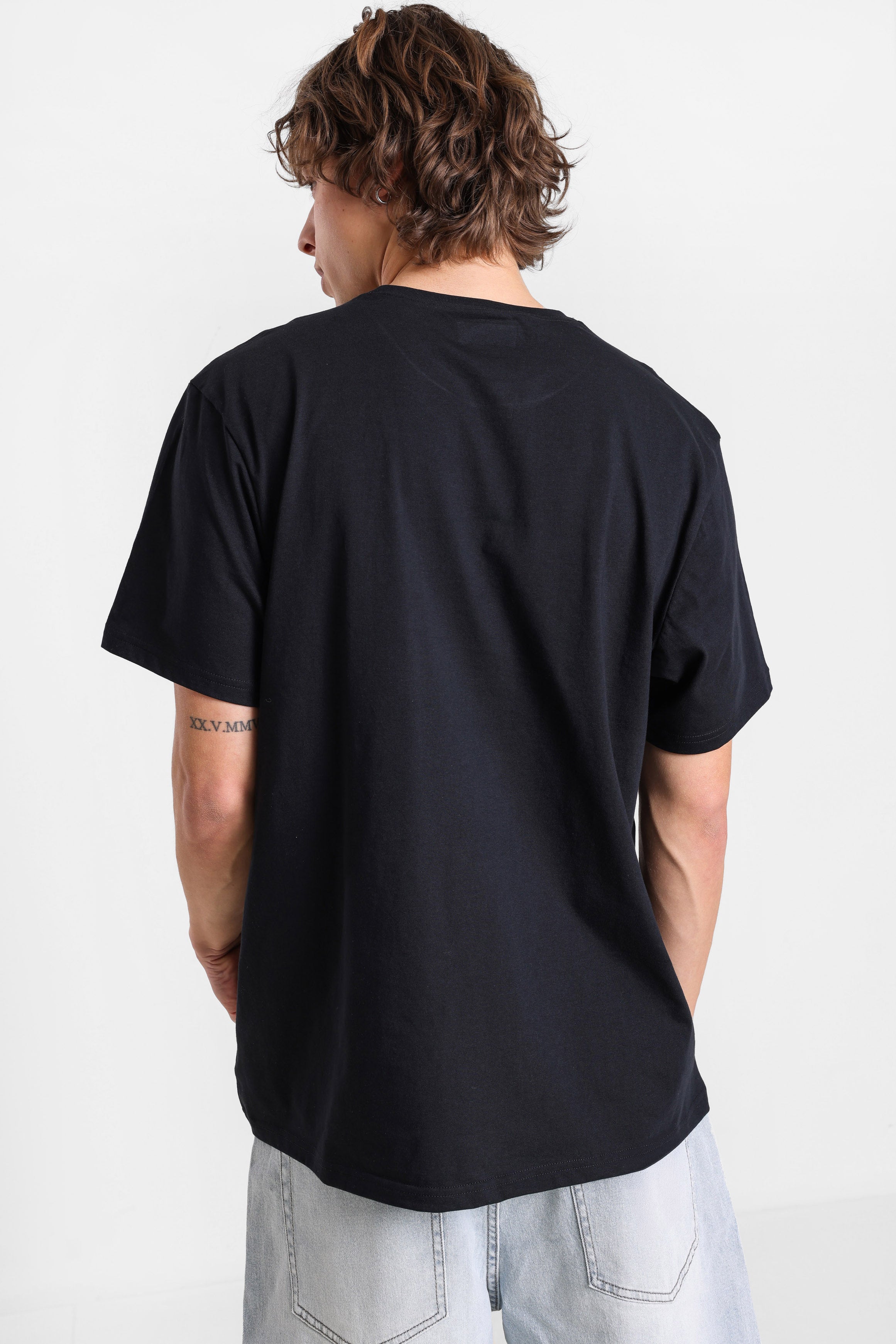 T-Shirt - Black