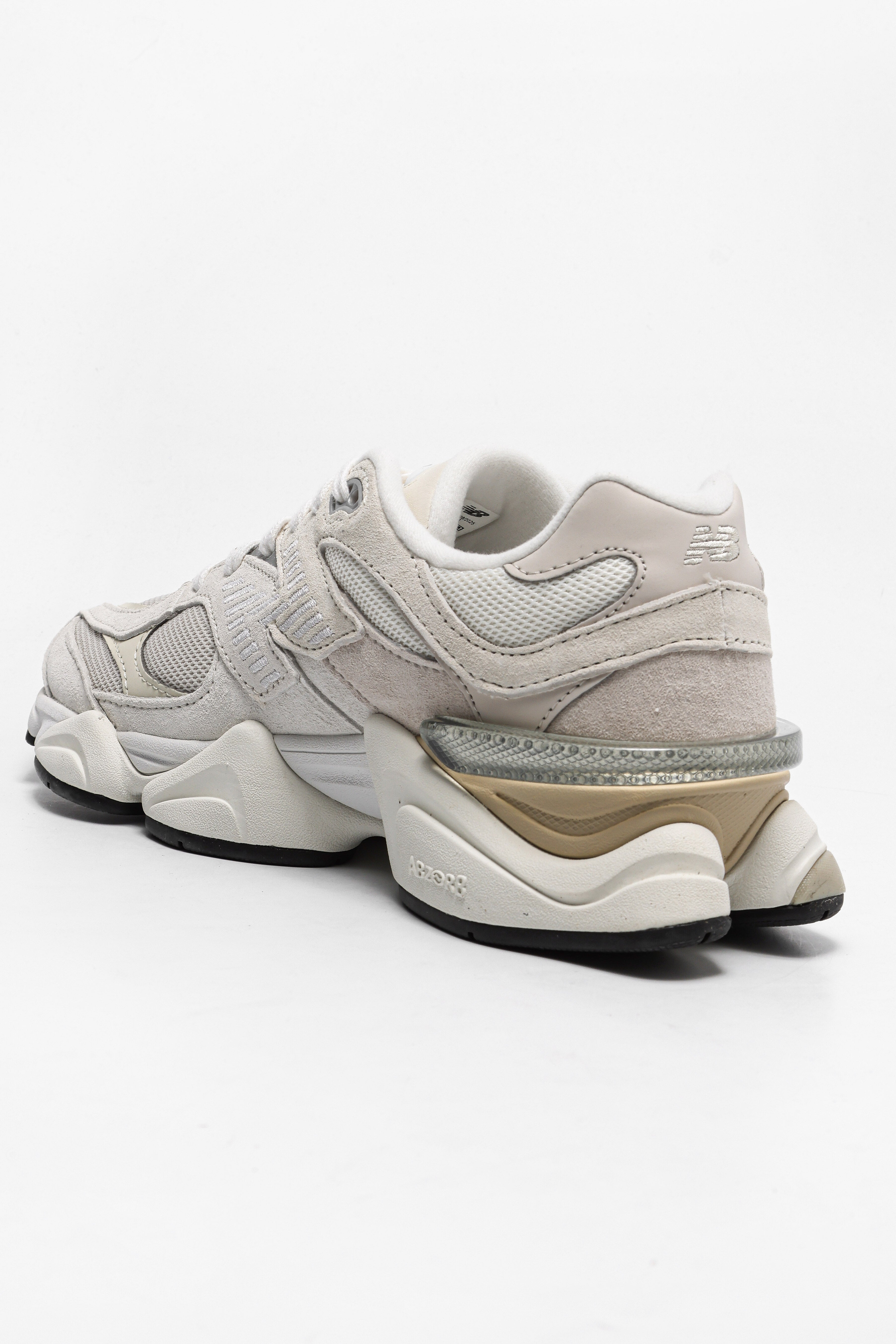 9060 Sneaker - Sea Salt