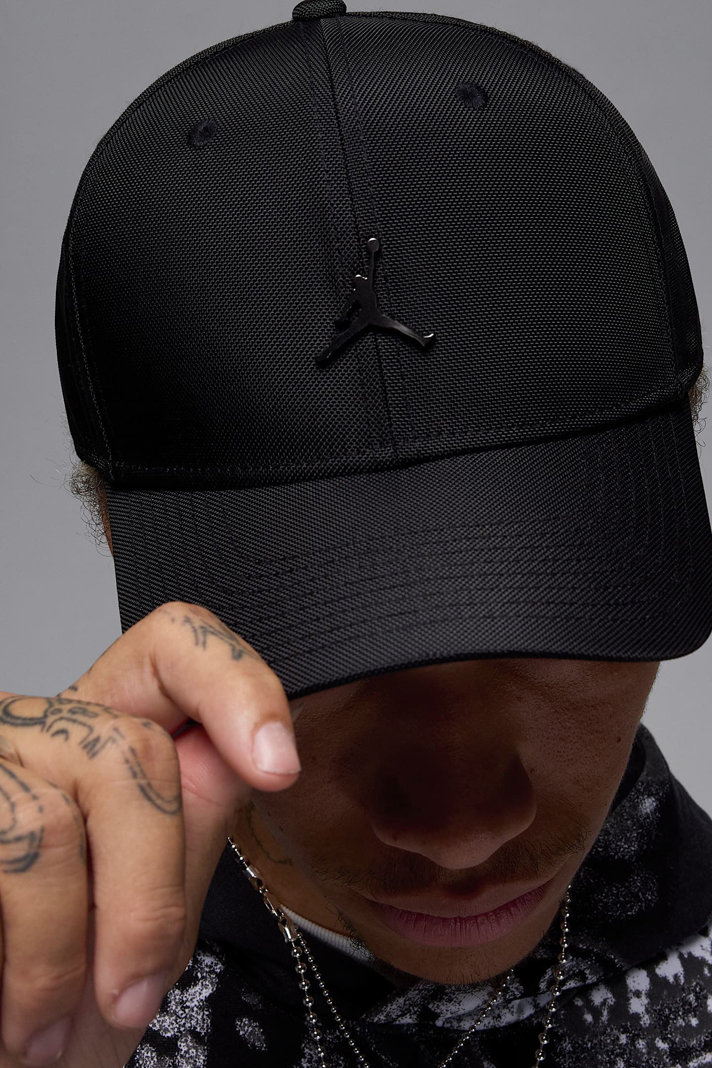 Cappellino con cinturino regolabile - Black