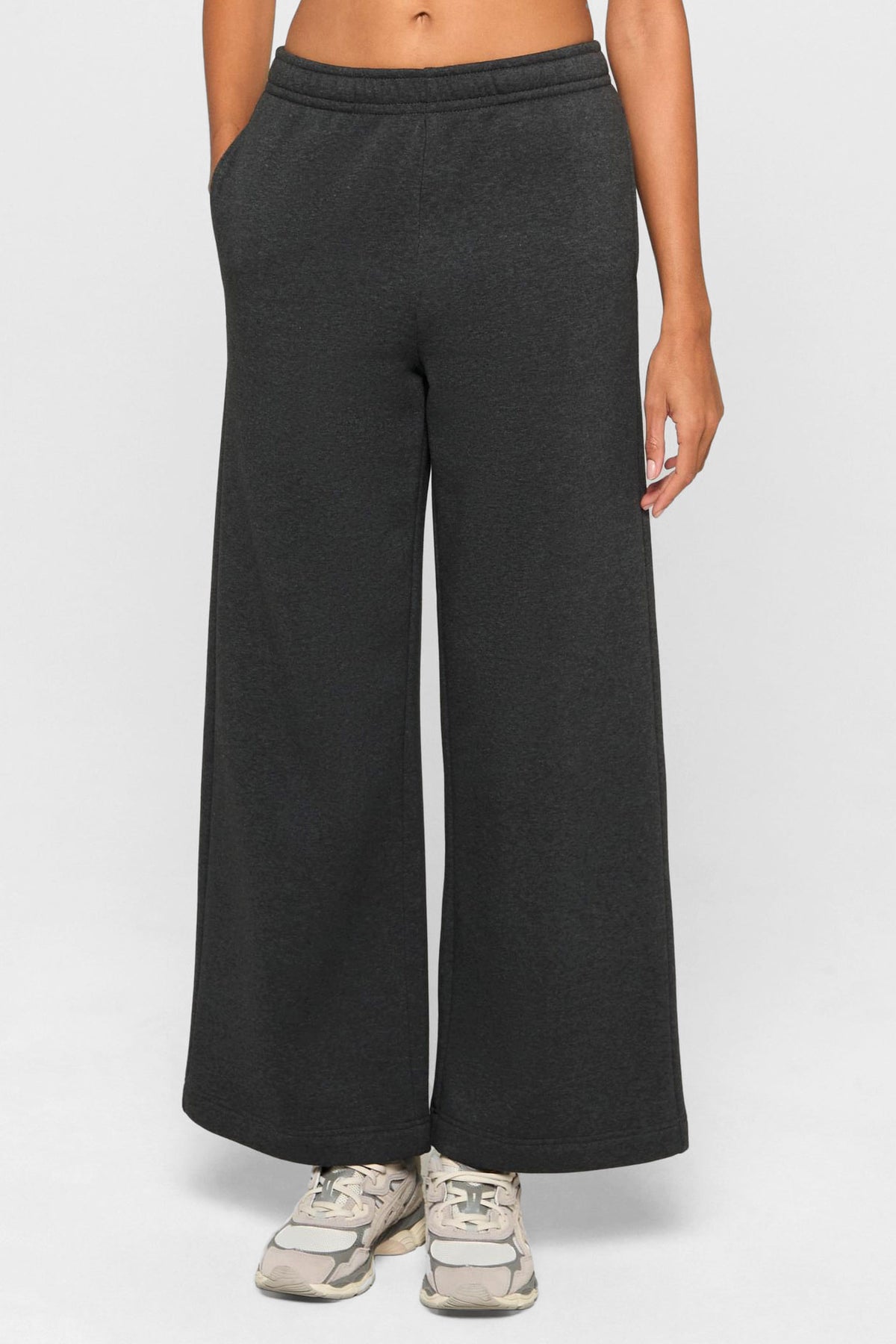 Fluffy Wide Leg Sweathose - Charcoal