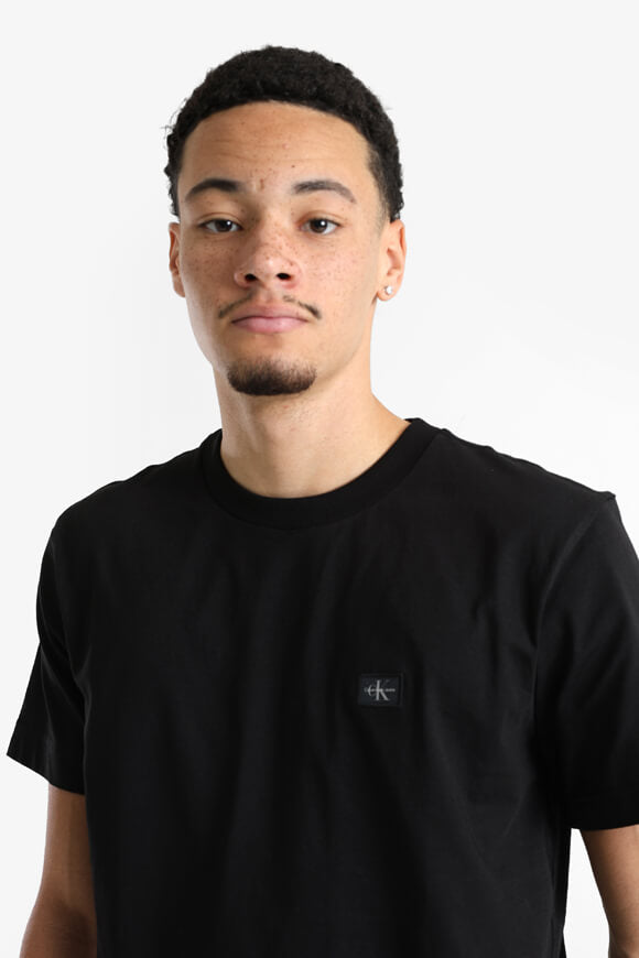 T-Shirt - Black