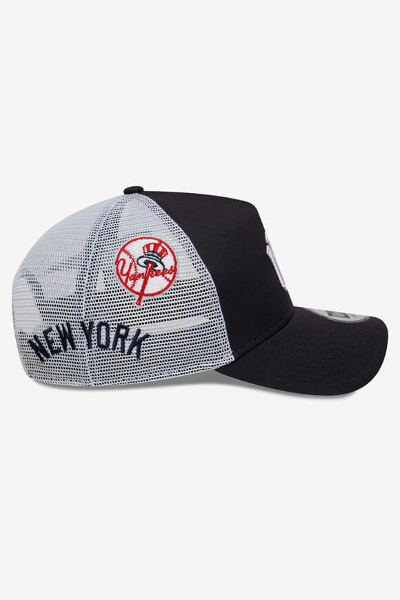 Trucker Cap / Snapback - Dark Navy + White