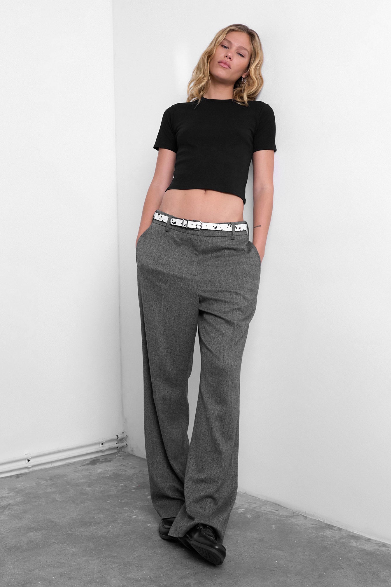 TSEVERYDAY Crop T-Shirt - Black